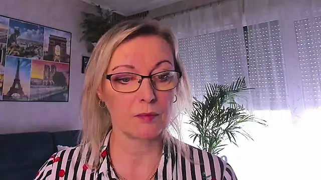 vanessa chat online show from 03/24/26, 02:22