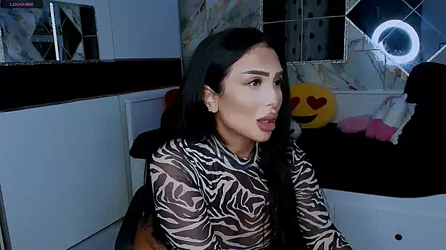 Snapshot of mistress_meryem chatting on 09/09/25, 10:53 mistress meryem online show from 09/09/25, 10:53