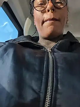 DarkDea online show from 11/20/25, 01:22