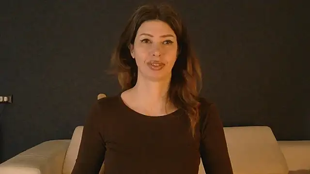 WhiteQueen888 online show from 04/15/26, 06:53