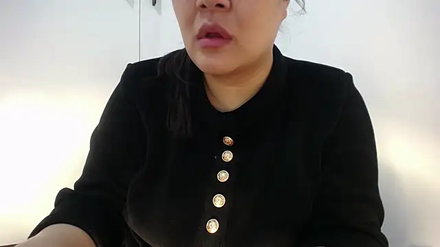 Snapshot of Squirt_tsunami_268 chatting on 02/17/25, 12:48 Squirt tsunami 268 online show from 02/17/25, 12:48