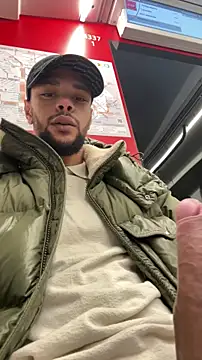 Lionayowe online show from 11/22/25, 06:51