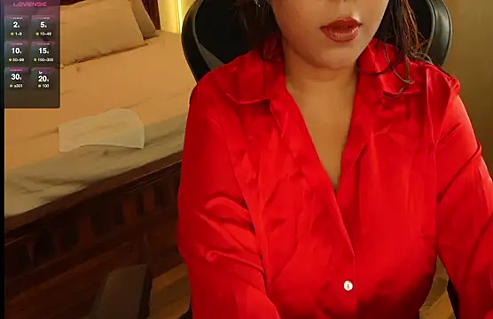 Snapshot of sneha_hussy chatting on 10/14/25, 01:45 sneha hussy online show from 10/14/25, 01:45