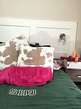 LuciousLips96 online show from 02/08/25, 09:35