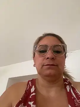 Snapshot of x_elena_x chatting on 01/30/25, 09:36 x elena x online show from 01/30/25, 09:36