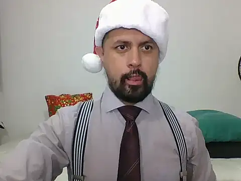 Snapshot of TRIISTAN_KING10 chatting on 12/27/24, 09:00 TRIISTAN KING10 online show from 12/27/24, 09:00