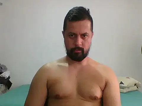 Snapshot of TRIISTAN_KING10 chatting on 01/11/25, 02:36 TRIISTAN KING10 online show from 01/11/25, 02:36