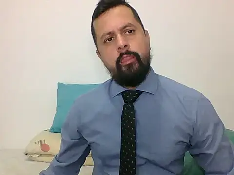 Snapshot of TRIISTAN_KING10 chatting on 03/06/25, 08:27 TRIISTAN KING10 online show from 03/06/25, 08:27