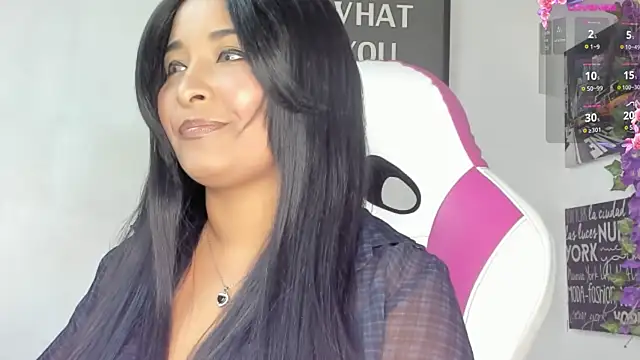 paola ih online show from 12/26/24, 02:37