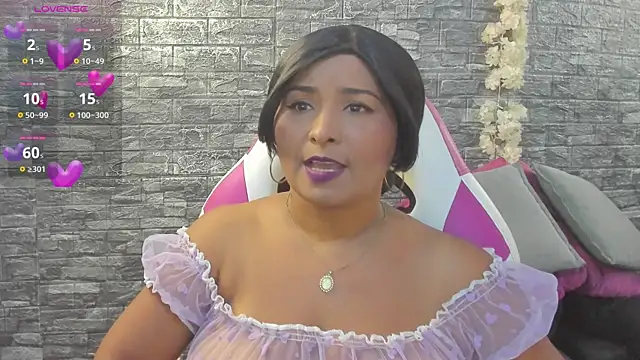 paola ih online show from 06/03/26, 08:47