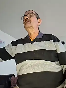 silvio-aus-luzern-CH online show from 12/28/24, 01:59