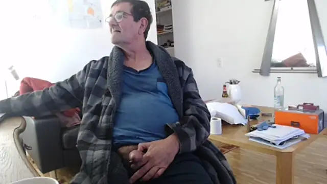 silvio-aus-luzern-CH online show from 03/13/26, 07:59