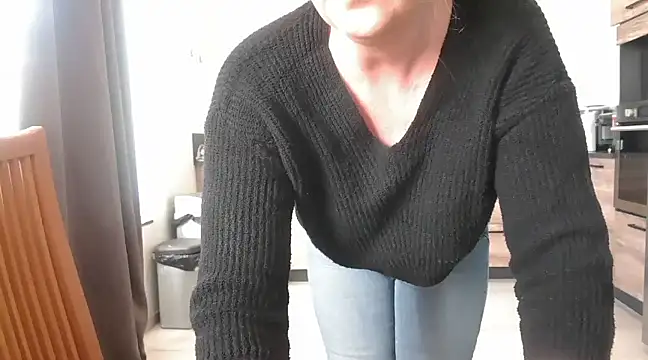 lilie69 online show from 02/14/25, 11:53