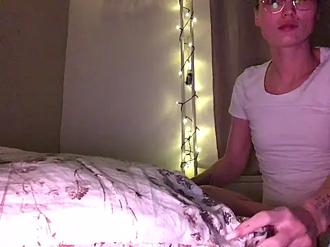 denisestar10 online show from 01/26/25, 06:48