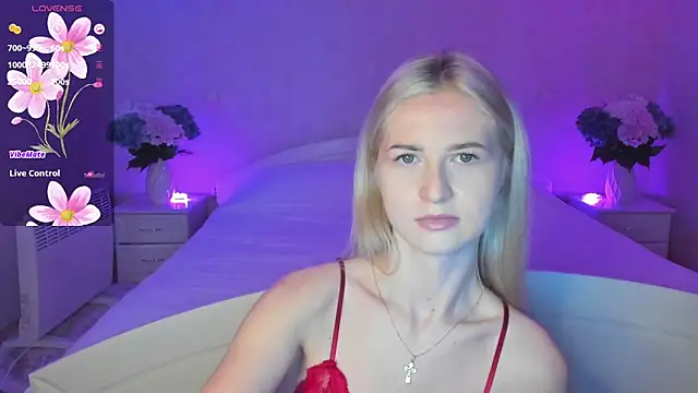 AnnaCarrera online show from 10/17/25, 08:11