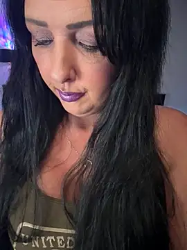 Snapshot of TiffanyRoxx chatting on 10/27/25, 07:51 TiffanyRoxx online show from 10/27/25, 07:51