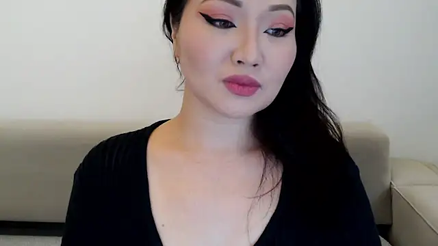 DanyMin online show from 11/06/25, 07:20