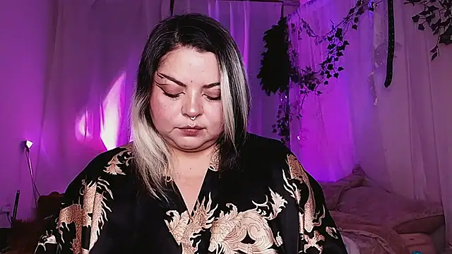 Satyn doll online show from 01/11/25, 12:01