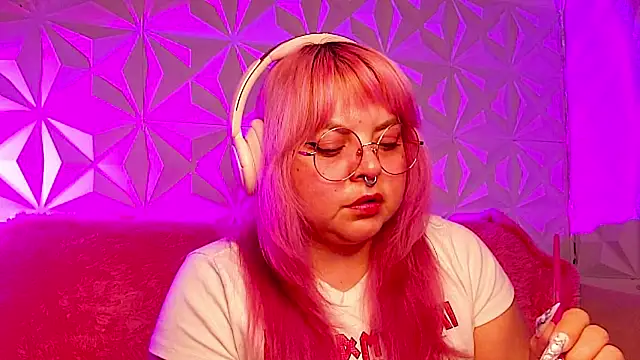 Satyn doll online show from 02/20/26, 12:29