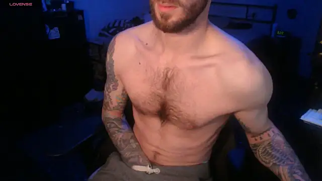 SexxxyLouis online show from 11/02/25, 09:00