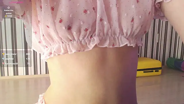  Hanna Moon  online show from 12/18/24, 10:30