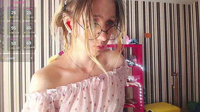  Hanna Moon  online show from 01/11/25, 09:15