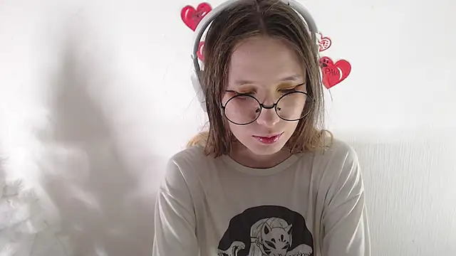  Hanna Moon  online show from 03/07/26, 08:11