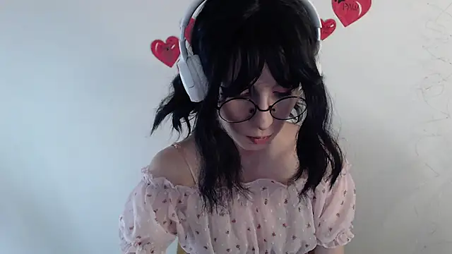  Hanna Moon  online show from 03/12/26, 01:50