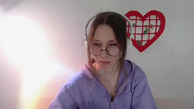  Hanna Moon  online show from 05/30/26, 05:32