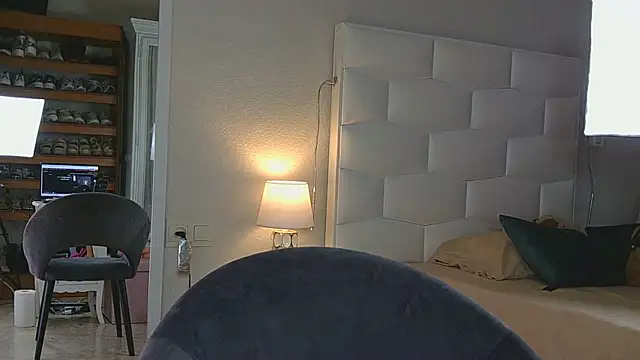 little susie online show from 05/22/26, 07:59