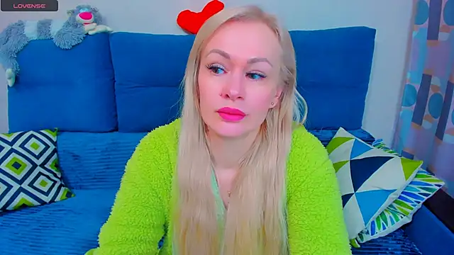 EllenMoore online show from 02/08/25, 02:26