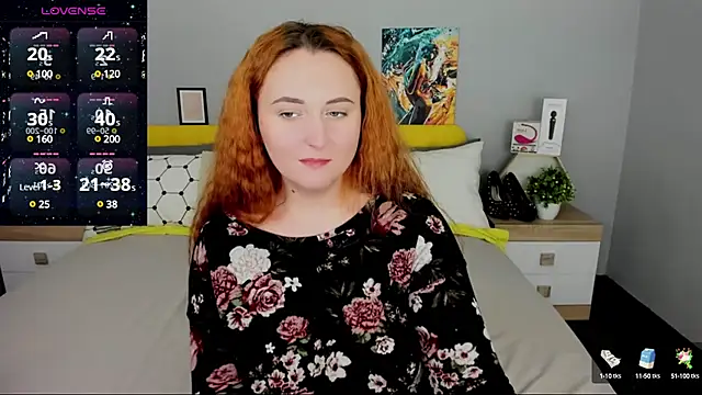 Snapshot of BabeLessi chatting on 02/09/25, 11:25 BabeLessi online show from 02/09/25, 11:25