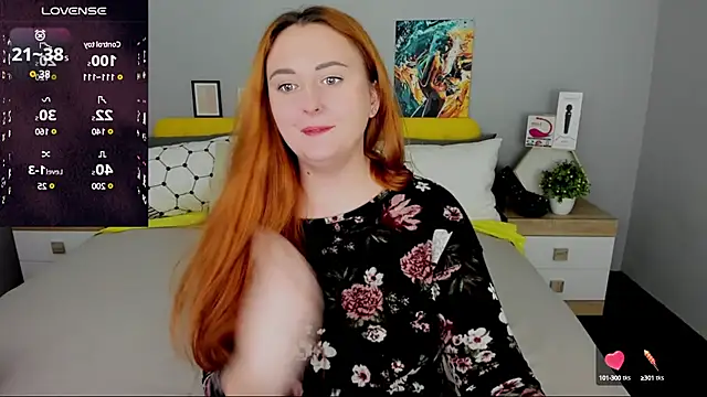 Snapshot of BabeLessi chatting on 03/09/25, 02:29 BabeLessi online show from 03/09/25, 02:29