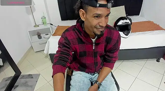 anhtony wayans online show from 12/10/24, 11:51