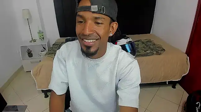 anhtony wayans online show from 01/08/25, 11:30