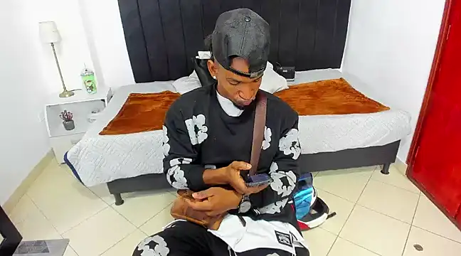 anhtony wayans online show from 01/19/25, 07:15