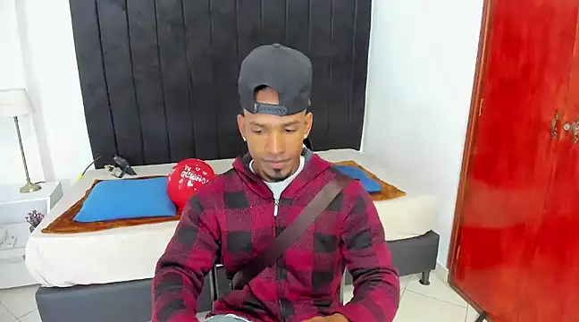 anhtony wayans online show from 02/15/25, 12:26