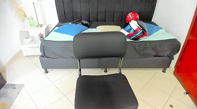 anhtony wayans online show from 02/15/25, 08:33