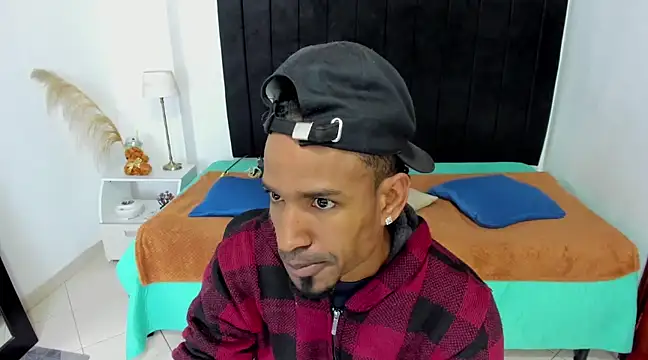 anhtony wayans online show from 02/25/25, 12:03