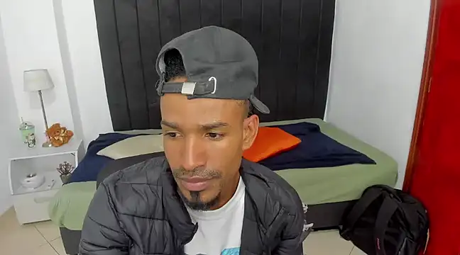 anhtony wayans online show from 03/11/25, 11:37