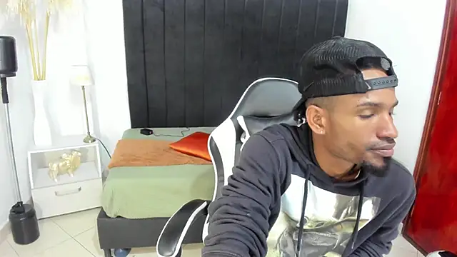 anhtony wayans online show from 11/12/25, 11:58