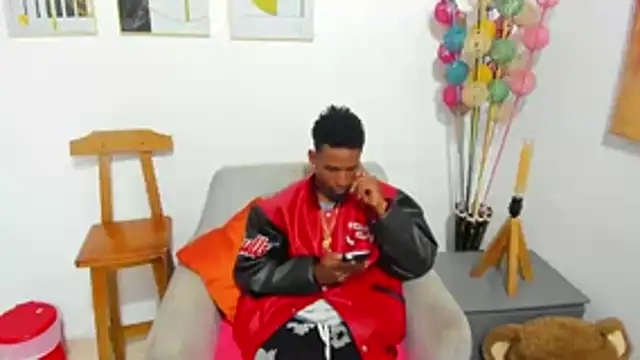 anhtony wayans online show from 03/25/26, 12:27