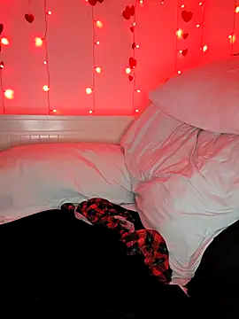 LilyOrion online show from 02/21/25, 07:12