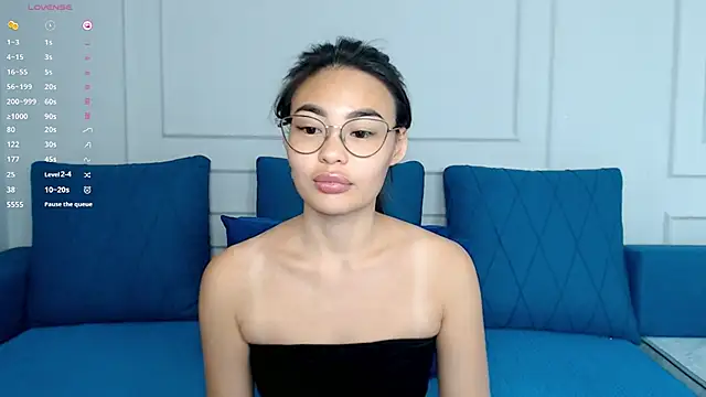 Snapshot of kwana_colada chatting on 10/05/25, 09:51 kwana colada online show from 10/05/25, 09:51