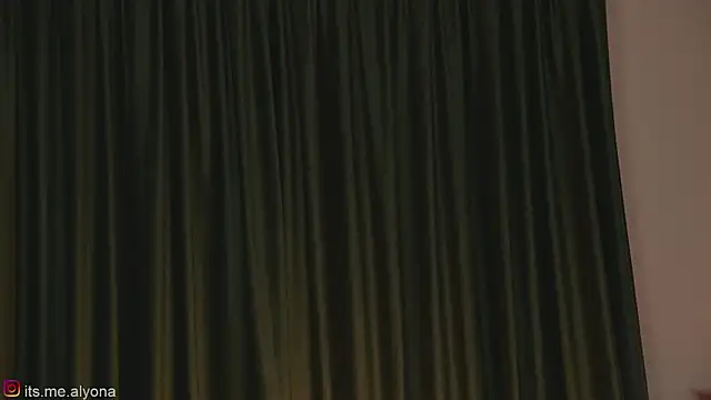 AlyonaX online show from 03/16/26, 08:35