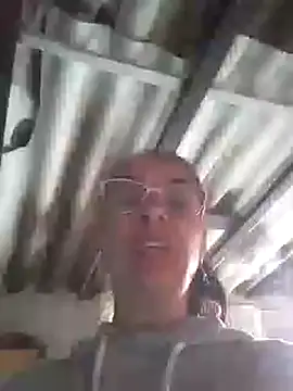 Snapshot of mari657 chatting on 03/14/25, 09:32 mari657 online show from 03/14/25, 09:32