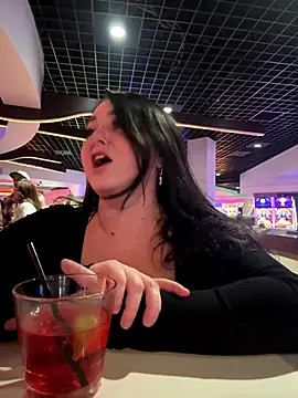 Snapshot of Kira_tattoo chatting on 11/23/25, 02:11 Kira tattoo online show from 11/23/25, 02:11