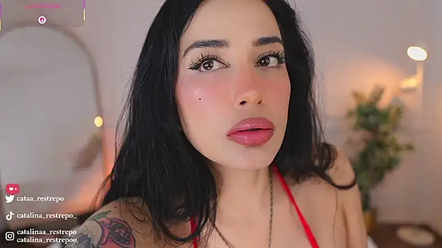 CATALINA RESTREPO online show from 05/25/26, 02:28