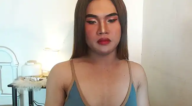 Snapshot of JustineBIGCUM chatting on 12/10/24, 04:56 JustineBIGCUM online show from 12/10/24, 04:56