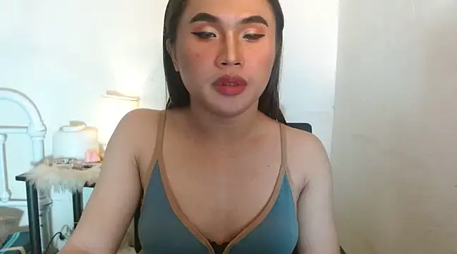 Snapshot of JustineBIGCUM chatting on 12/12/24, 05:31 JustineBIGCUM online show from 12/12/24, 05:31